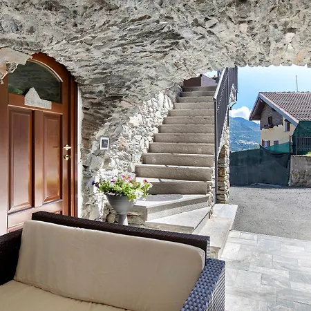 Maison Bebe Terre Blanche Apartment Aosta